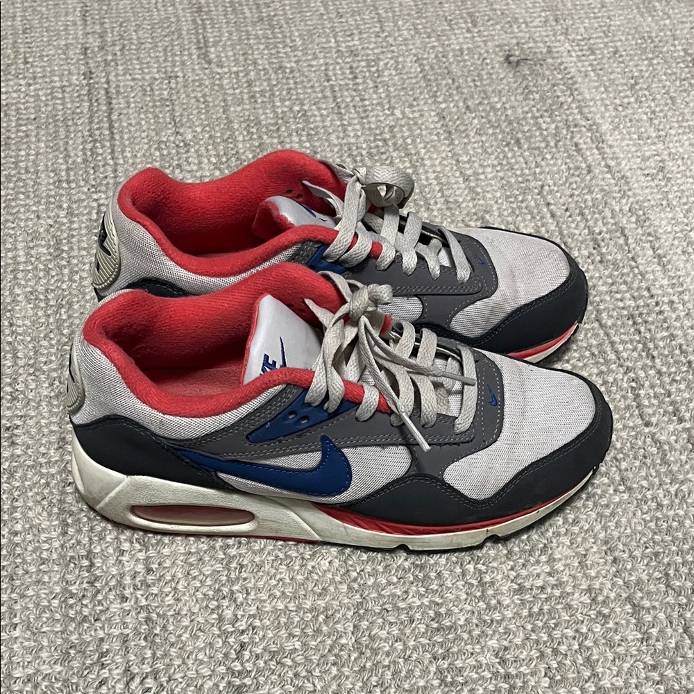 Nike Women’s Air Max Gray and Pink Sneakers